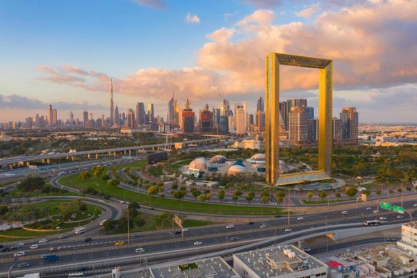 ADMISSÃO DUBAI FRAME