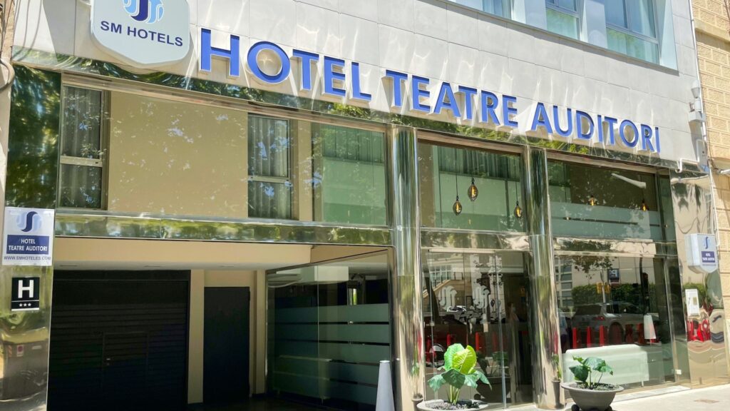 TEATRE AUDITORI HOTEL