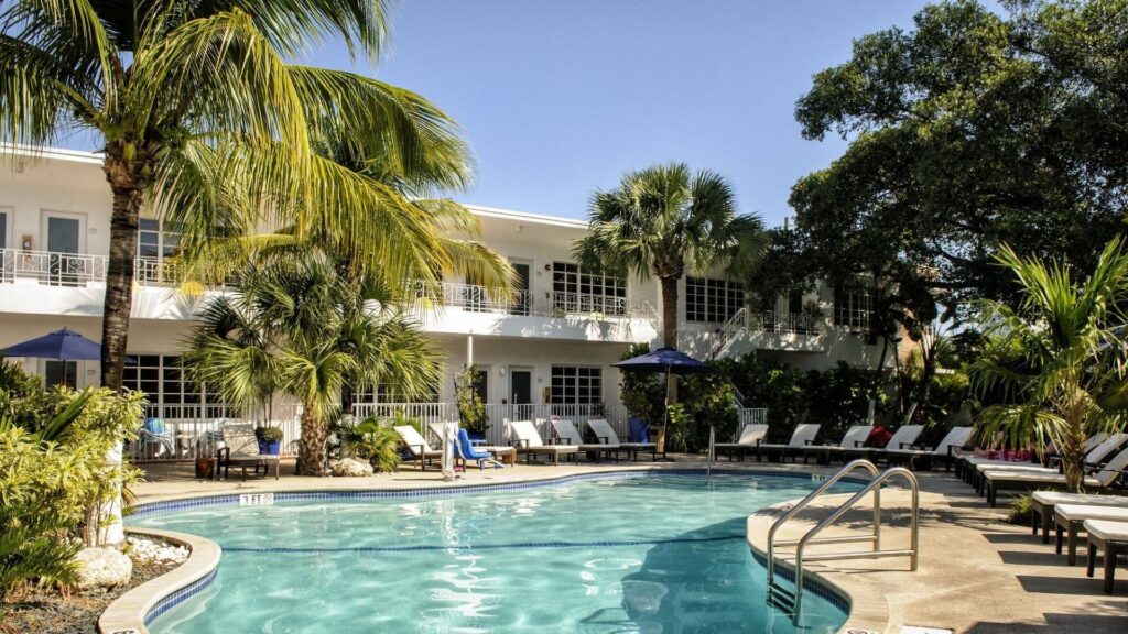 Tradewinds Apartment Hotel, a South Beach Group Hotel