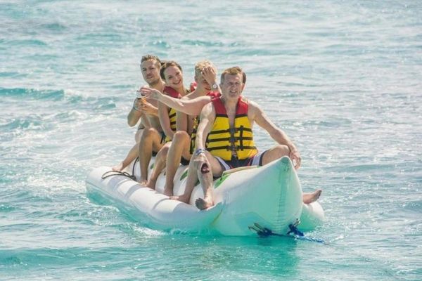 MERGULHO COM SNORKEL PARA A DOLPHIN HOUSE