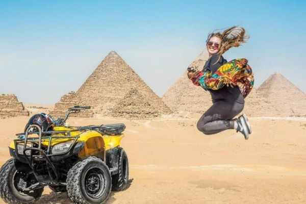 QUADRICULO NAS PIRÂMIDES DE GIZÉ
