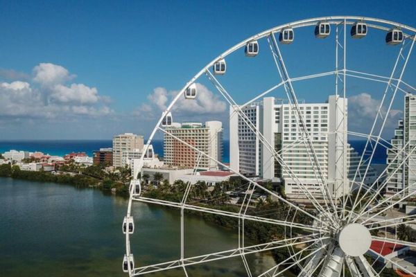 RODA GIGANTE EL SOL DE CANCÚN