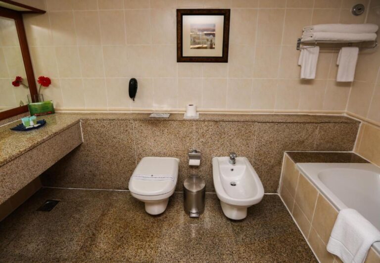 ROYAL HOTEL SHARJAH