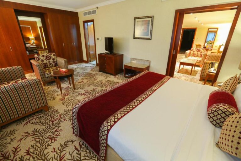 ROYAL HOTEL SHARJAH
