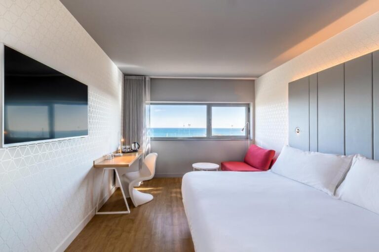 OCCIDENTAL ATENEA MAR - ADULTS ONLY