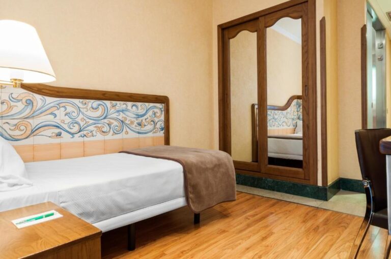 HOTEL JULIA MADRID