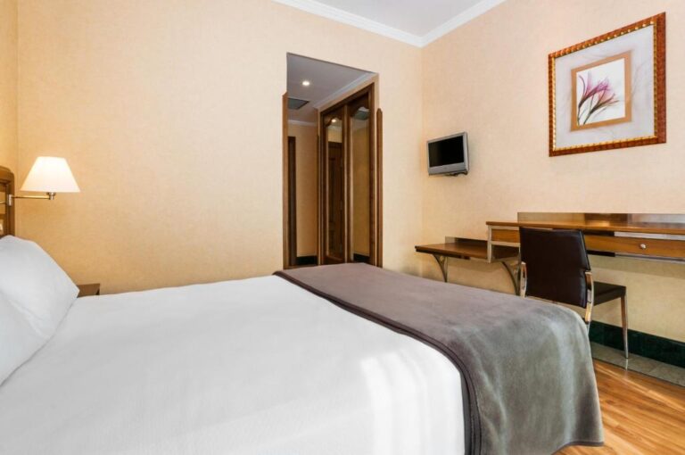 HOTEL JULIA MADRID