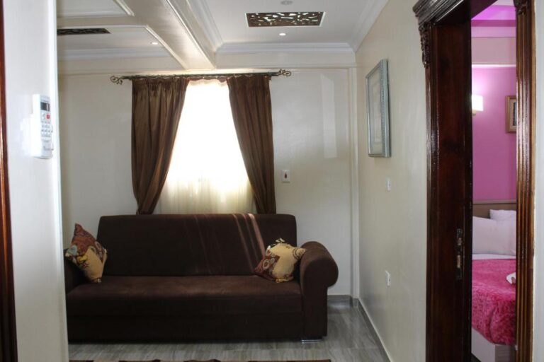 Amin hotel