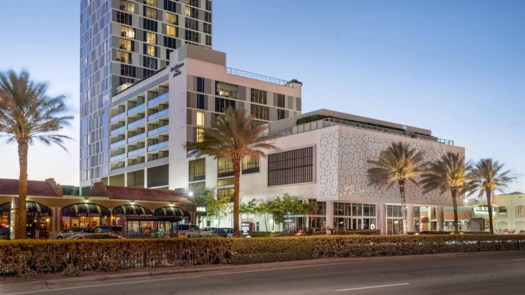Residence Inn Miami Sunny Isles Beach