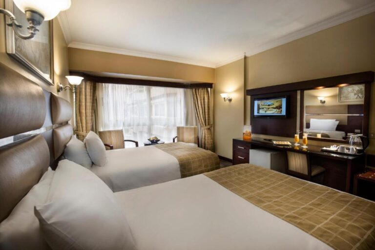 Pyramisa Suites Hotel Cairo