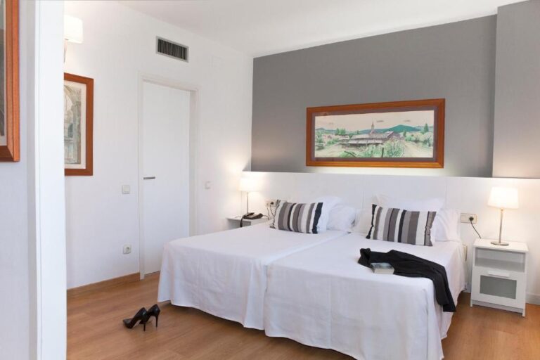 ATENEA BARCELONA APARTHOTEL