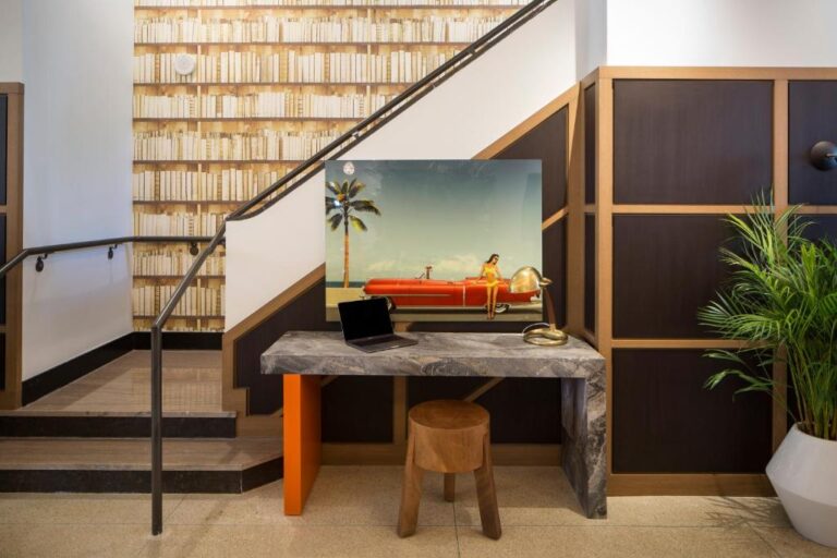 Generator Miami