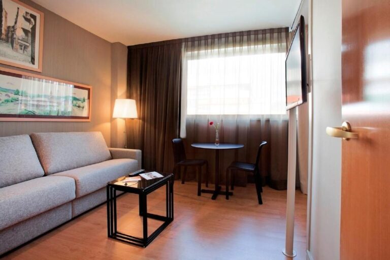 ATENEA BARCELONA APARTHOTEL