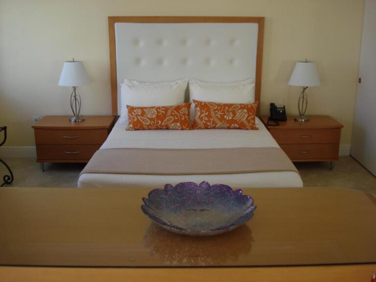 Westover Arms Hotel