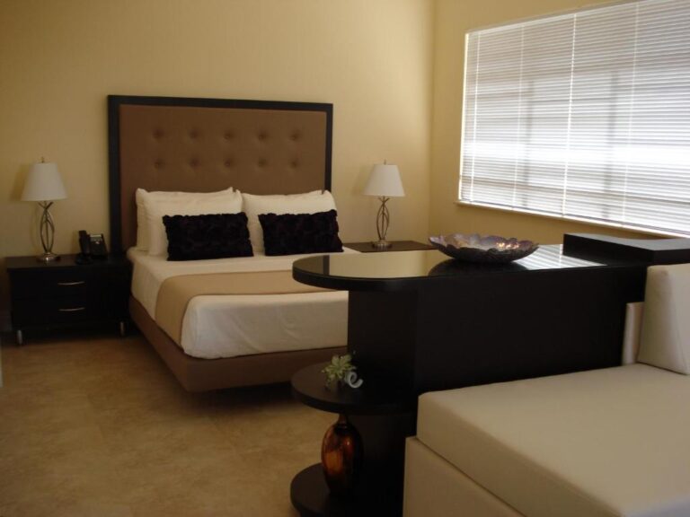 Westover Arms Hotel