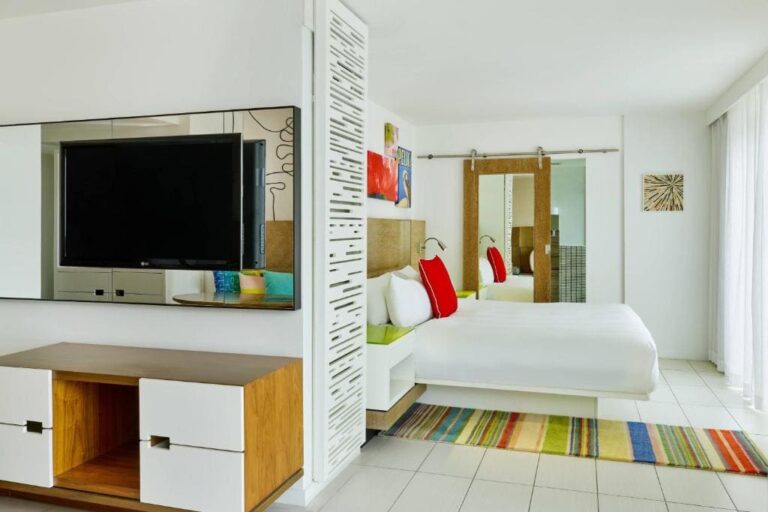 Royal Palm South Beach Miami, a Tribute Portfolio Resort