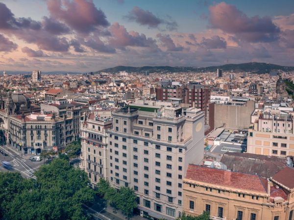 EL AVENIDA PALACE HOTEL