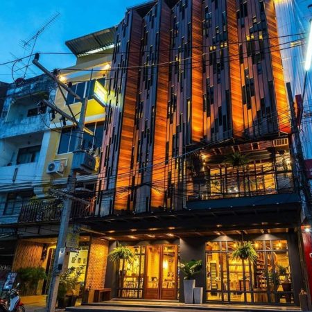 Family Tree Hotel