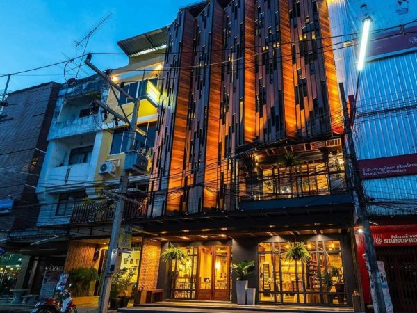 Family Tree Hotel