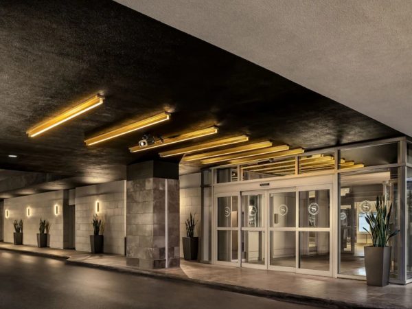 Le Centre Sheraton Montreal Hotel
