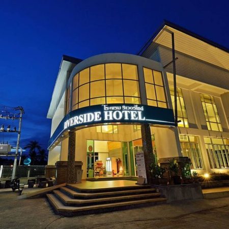 Riverside Hotel