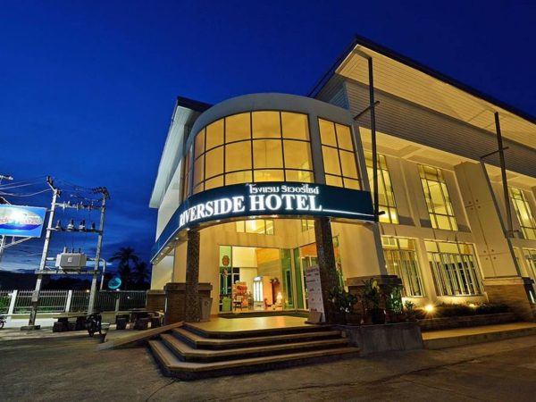 Riverside Hotel