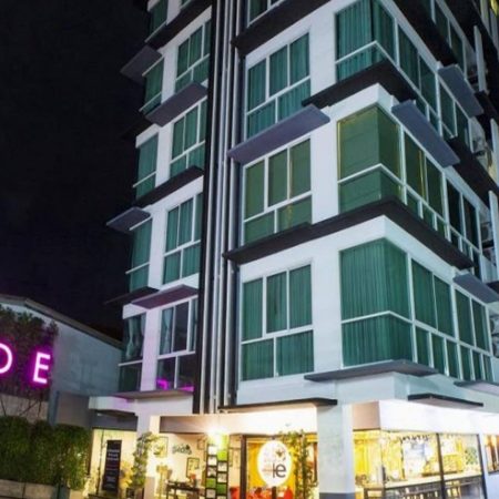 The Wide Condotel - Phuket